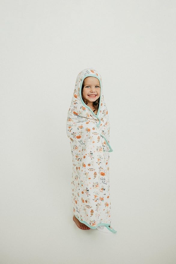 Copper Pearl Premium Big Kid Hooded Towel 'Mickey Mouse's Boo Bash' - One Size