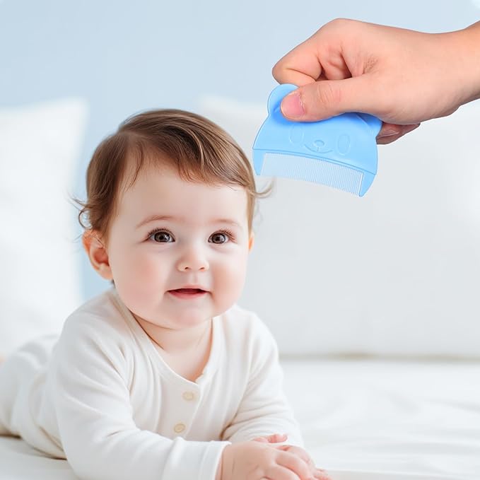 Toyvian 2Pcs Baby Hair Combs: Plastic Cute Cradle Cap Comb for Babies - Gentle Touch & Easy to Hold- Bear Shaped Bath Brush for Newborn Baby Cradle Cap Dandruff (Random Color)