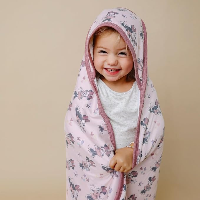 Copper Pearl Premium Knit Hooded Bath Towel Minnie Mouse