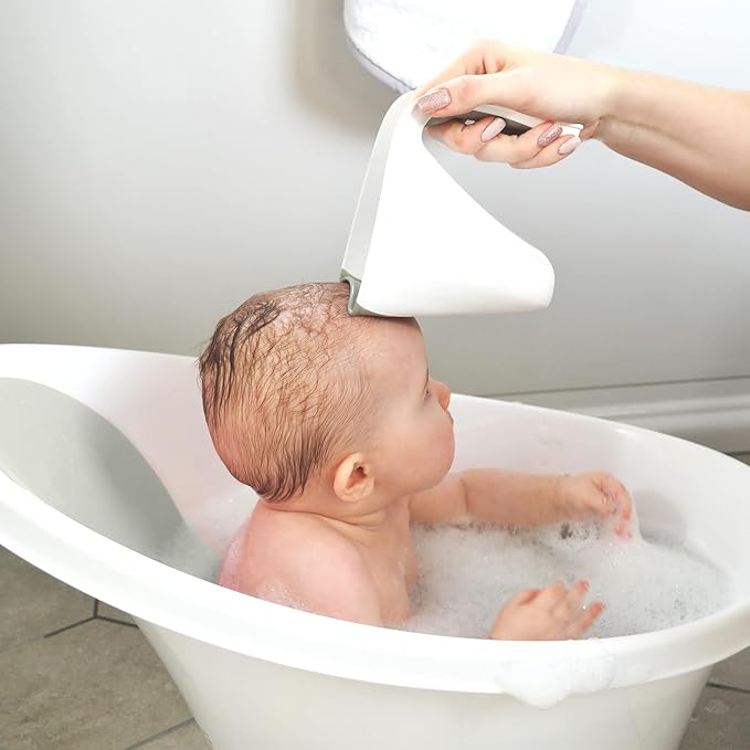 Shnuggle Newborn Bath Essentials Bundle | Baby Bath with Support Bump and Soft Backrest & Rinse Jug | Safe, Gentle, and Stylish Bathtime Set for Babies & Toddlers | White/Grey