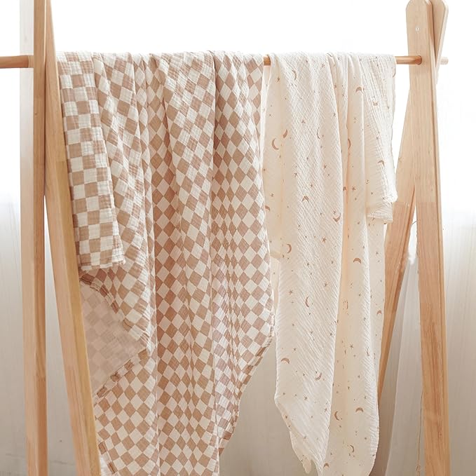 Konssy Muslin Swaddle Blankets for Girls Boys 2 Pack, 100% Cotton Receiving Baby Blanket Large 47 x 47 inches, Soft Breathable Swaddling Wrap for Unisex Newborn (Coffee Check,Moon)