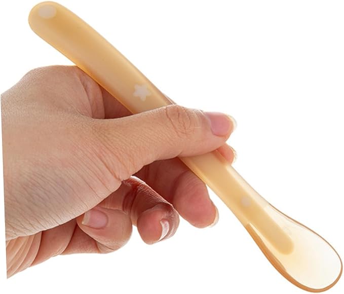 Silicone Spoon for Weaning Soft-tip Feeding Utensil with Wide Head and Nonslip Handle Feeding Tableware Safe for Sensitive Complexion Light Yellow