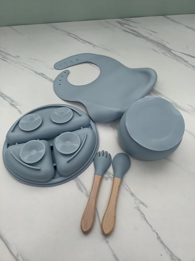 5-Piece Silicone Baby Feeding Set – Suction Bowl, Divided Plate, Adjustable Bib, Spoon & Fork – 100% Food-Grade Silicone, BPA Free, Non-Toxic, Dishwasher & Microwave Safe