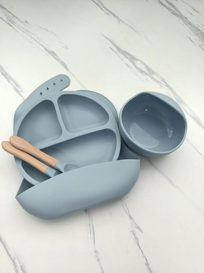 5-Piece Silicone Baby Feeding Set – Suction Bowl, Divided Plate, Adjustable Bib, Spoon & Fork – 100% Food-Grade Silicone, BPA Free, Non-Toxic, Dishwasher & Microwave Safe