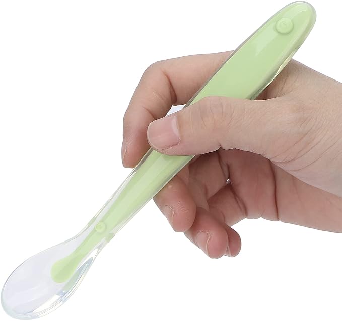 Baby Feeding Spoon, Baby Spoon High Elastic Silicone Full Wrap Design Food Grade Silicone for Baby(Green)