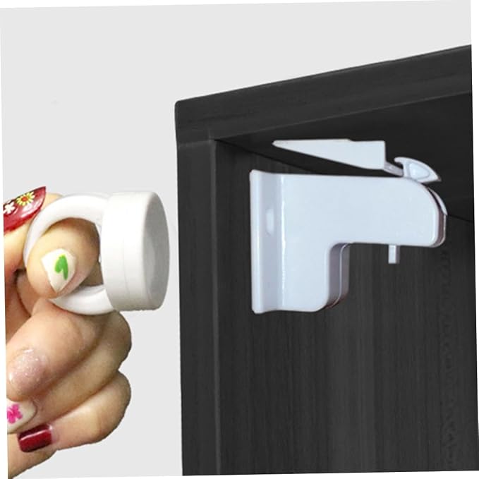 FAVOMOTO 2sets Cabinet Locks for Safety Easy-install Latches Multi-purpose Furniture for Homes