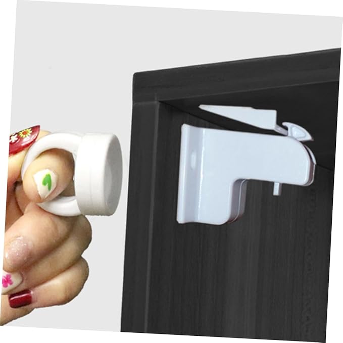 FAVOMOTO 4sets Multi-functional Invisible and Cabinet Latches for Childproofing Furniture Easy Installation for Home Safety