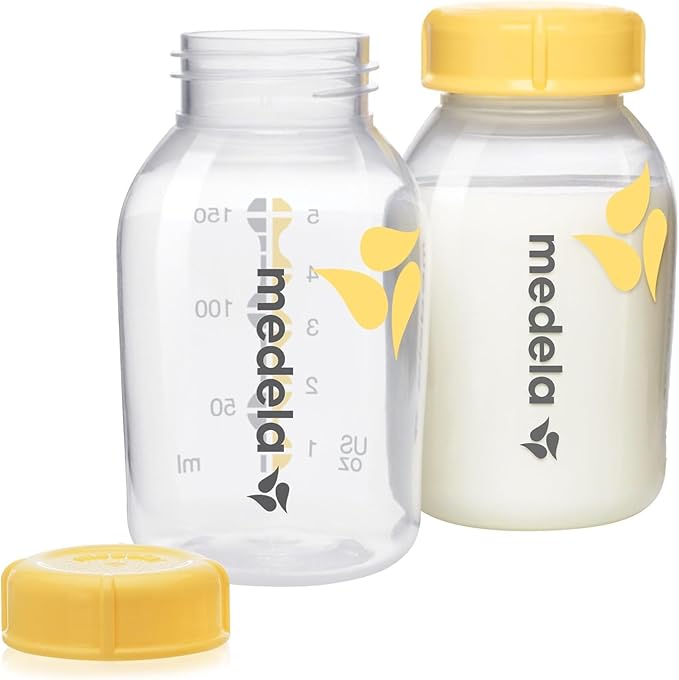 Medela Breast Milk Cooler Set with Cooler Storage Bag, Contoured Ice Pack, and Four 5-oz. Bottles for On-The-Go Transport, Made Without BPA