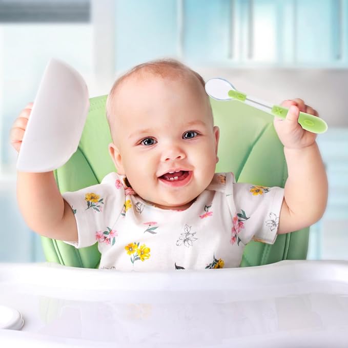 2PCS Silicone Spoons Set Portable Lightweight Soft Feeding Utensils for Self-training and Easy Grip Yellow Green Cutlery for Early Weaning