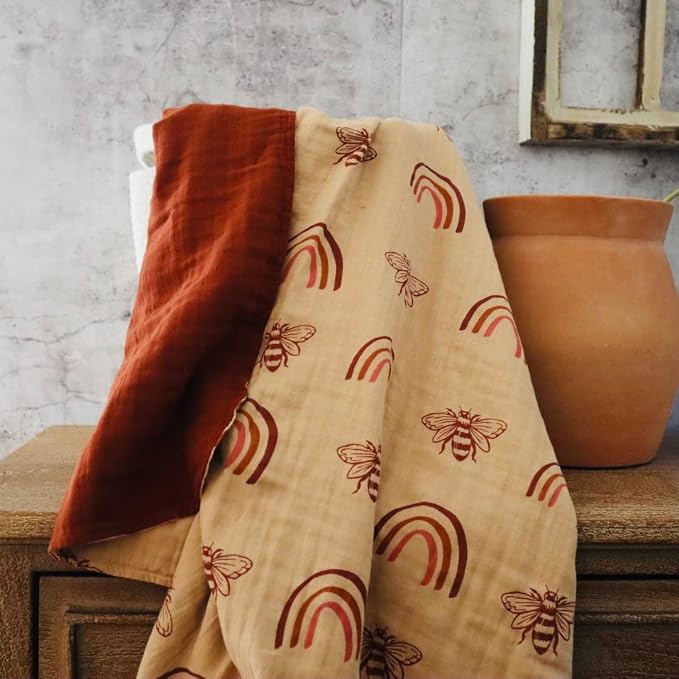 Leyl&Ari Basic Toddler Blanket | Organic Cotton Reversable Toddler Crib Blanket | Gender Neutral (Cherrywood/Neutral)