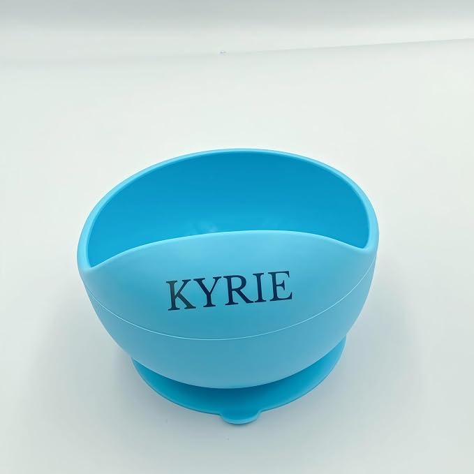 Personalized Silicone Baby Feeding Kit with Name – BPA-Free Self-Feeding Starter Set for Infants & Toddlers, Custom Baby Gift for Boys and Girls，lovely Baby Product (Color Y9)