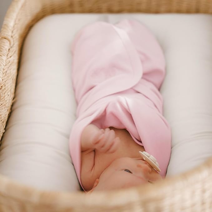 Woolino Baby Swaddle Blanket, 100% Merino Wool Receiving Blanket for Boys & Girls, Swaddles for Newborns 0-3 Months, Pink