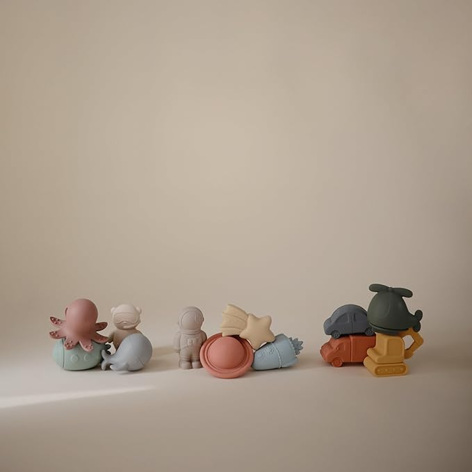 mushie Space Bath Toys Play Set for Toddlers | 100% Food Grade Silicone | Mold Free, Pack of 4