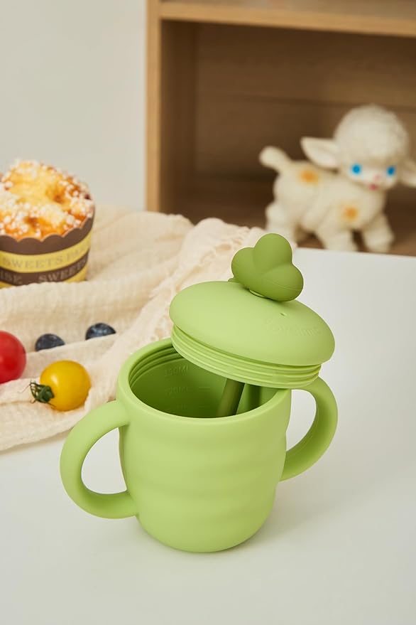 Silicone Baby Feeding Gift Set ??Suction Plate, Bowl, Training Cup, Fork, Spoon & Bib (6-Piece) (Green)