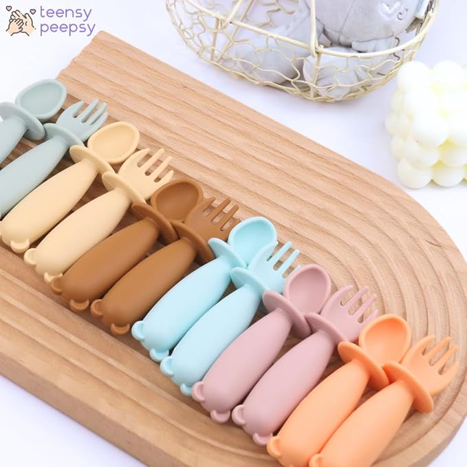 Silicone Bowl Suction with Spoon and Fork for Babies 6 months+ Suction Bowls for Baby Utensils 6-12M+ BLW Baby Essentials Newborn Essentials Must Haves (Aquamarine)