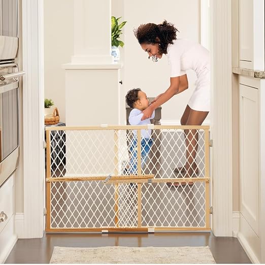 Toddleroo by North States - Diamond Mesh Wooden Baby Gate: Pressure Mounted Baby Gate for Doorways - Adjustable 26.5 to 42 Inches Wide - 23 Inches Tall