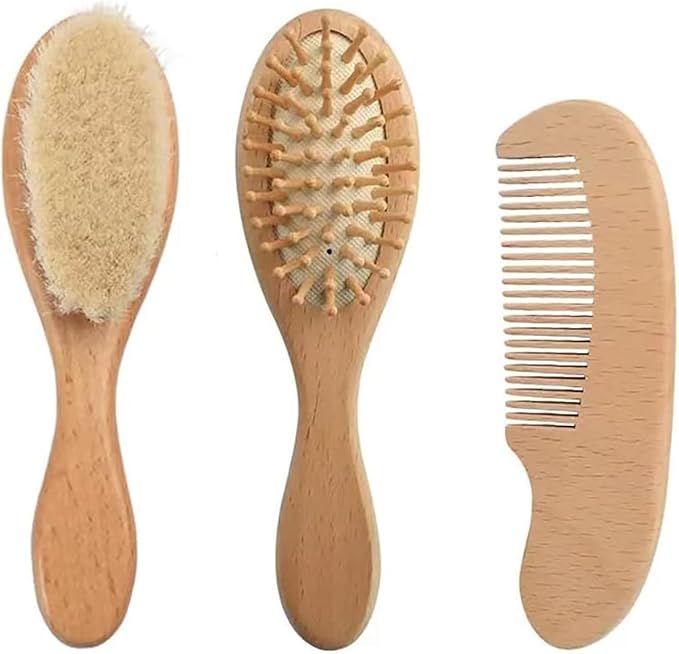Personalized Baby Gift Newborn Hair Brush and Comb, Customized Engraved Baby Keepsake，Personalized Girls Brush and Comb Set， Wood Bristle Toddler Comb, Cradle Cap Brush(Pink)