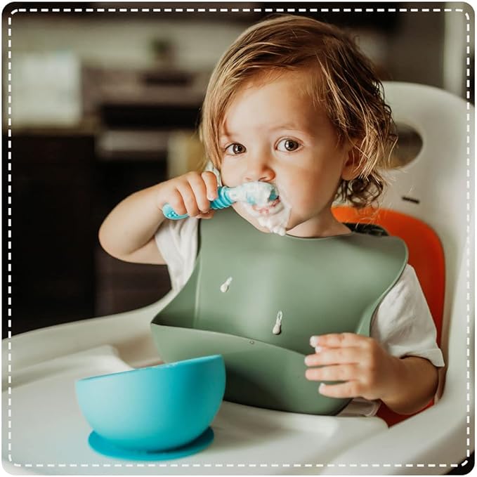 otterlove Silicone Bib ??100% Pure Platinum LFGB Baby Bibs with No Fillers ??Wide Food Catching Pocket ??Easy Clean ??Mess Proof ??Dishwasher Safe ??BPA and Phthalate Free
