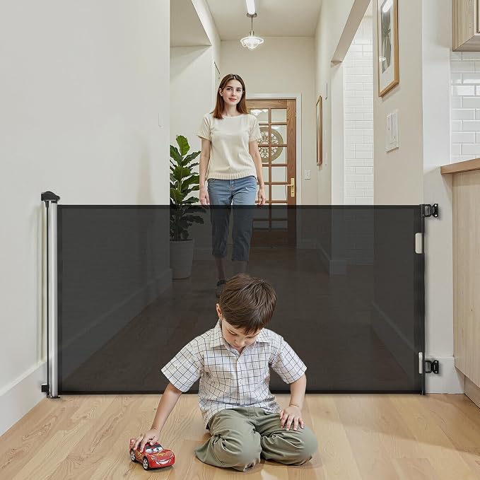 VEVOR Retractable Baby Gate, Extends to 72.8 inch Wide, 38.5 inch Tall, with Security Lock, Easy to Use, Walk Through Without Tripping, Mesh Dog Gate for Stairs, Hallways, Indoor/Outdoor, Black