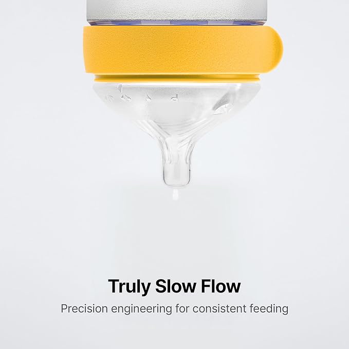 Comotomo Silicone Baby Bottle Gen 2 – 2026 Release (5oz) – True Slow-Flow Nipple for Newborn Feeding (0-3 Months) with Dual Anti Colic Vents for Breast to Bottle Transition, Yellow