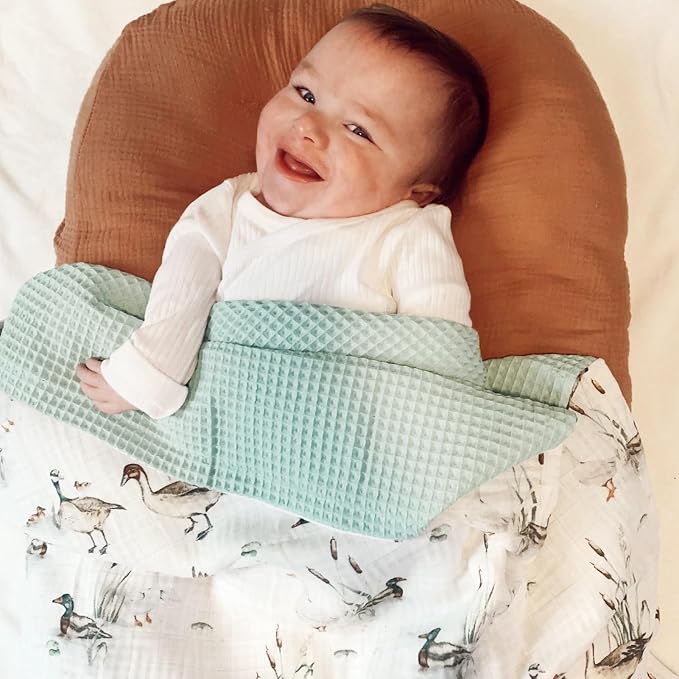 LifeTree Muslin Swaddle Blankets Neutral, Baby Waffle Swaddling Wrap Nursery Blanket for Boys Girls Newborn, 70% Viscose from Bamboo and 30% Cotton