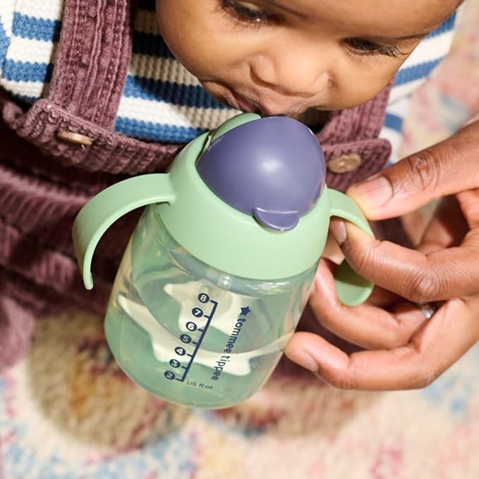 Tommee Tippee Superstar Weighted Straw Cup, 6m+, 10oz, Pack of 16 Spill-Proof Training Cup for Toddlers, Green, Leak and Shake-Proof, Easy-Hold Handles and BPA Free