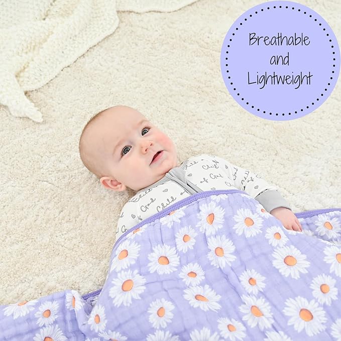 LollyBanks Muslin Baby Blanket, 100% Cotton Muslin Quilt for Girls, 47 x 47 Inches Toddler Blanket, Cozy 6 Layers Baby Blanket, Soft and Breathable Baby Quilt, Baby Essentials, Registry (Daisy Print)