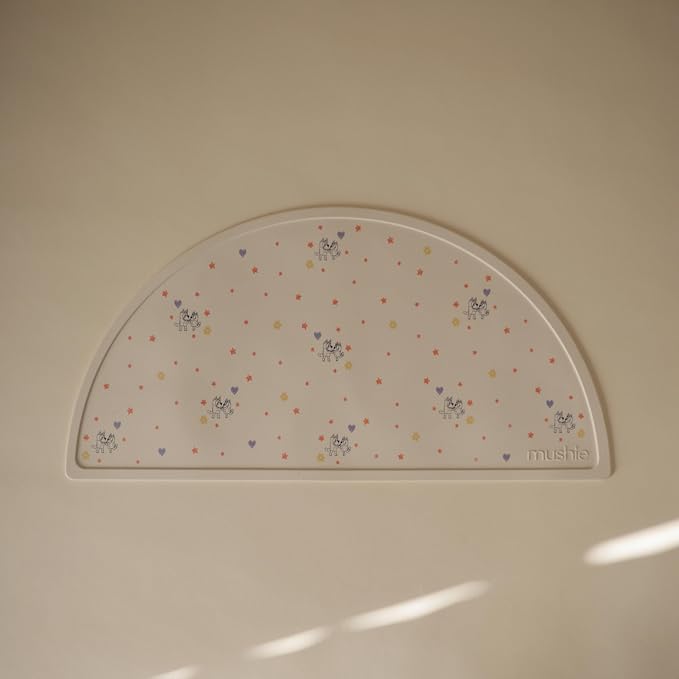 mushie x Bluey Silicone Placemat for Kids | BPA-Free Non-Slip Design (Bluey Ivory)