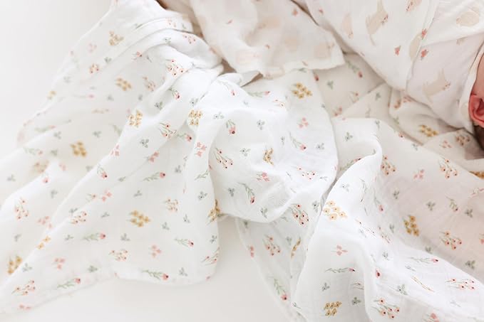 Lulujo Baby Swaddle Blankets | Unisex Softest Breathable Cotton Muslin Swaddle Blanket Set | Neutral Receiving Blanket for Girls & Boys | 40in x 40in | Kitty Cat & Flowers | 2-Count