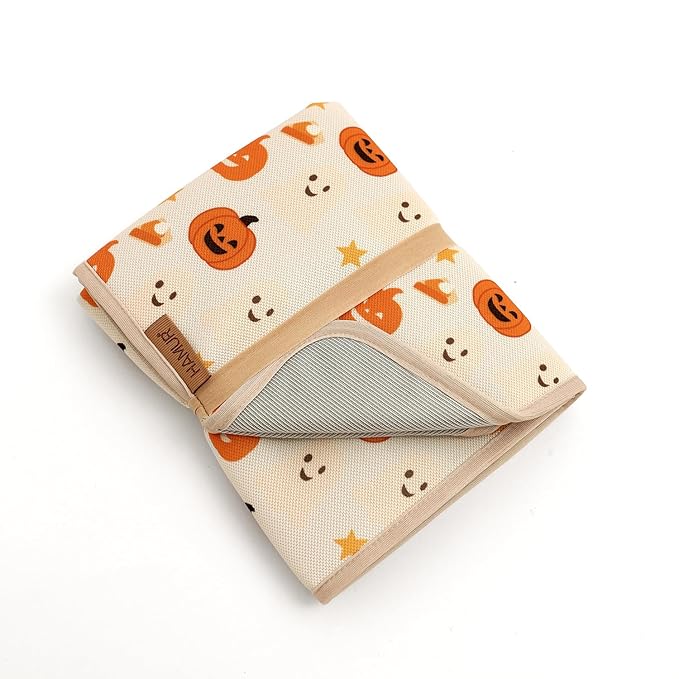 Hamur Home Portable Changing Pad ??Waterproof, Washable & Easy Wipe Clean, Foldable Travel Baby Changing Mat for Diaper Bag, Compact & Lightweight, Must-Have for Newborns (Halloween Pattern)