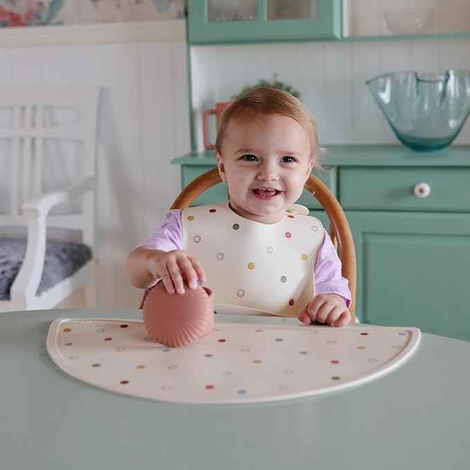 mushie Silicone Placemat for Kids | BPA-Free Non-Slip Design (Smiley Face)