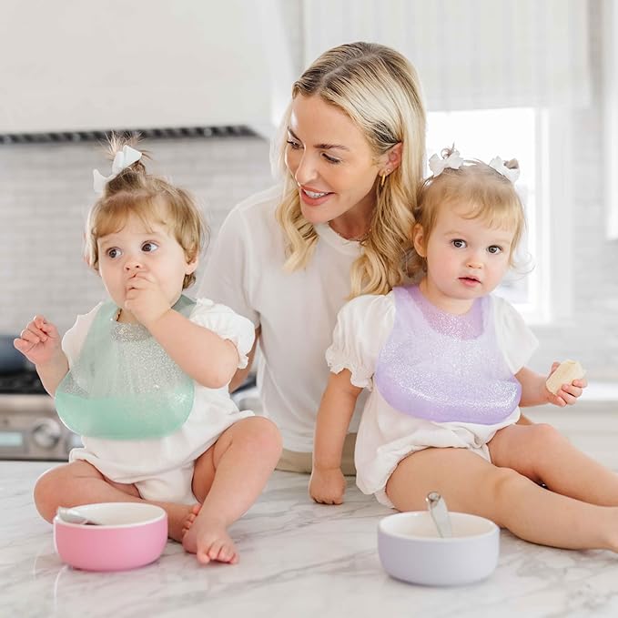 Magnetic Silicone Baby Bib ??Waterproof, Dishwasher Safe, BPA Free Food-Grade, Feeding Bib for Infants and Toddlers