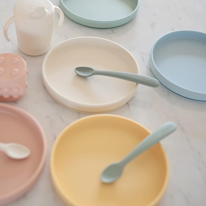 mushie Classic Silicone Suction Plate | BPA-Free Non-Slip Design (Powder Blue)
