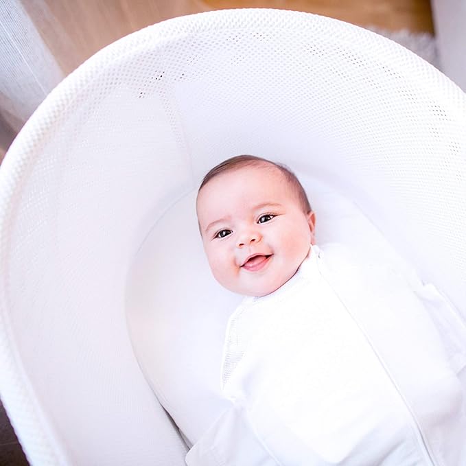 Happiest Baby SNOO Sleep Sack - 100% Organic Cotton Baby Swaddle Blanket - Doctor Designed Promotes Healthy Hip Development (Graphite Stars, Medium)