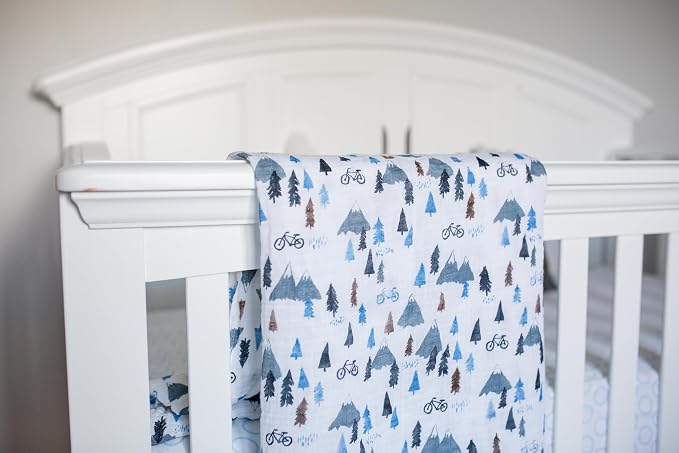 Lulujo Baby 100% Cotton Muslin Swaddle Blanket, 47 x 47-Inches, Mountain Top