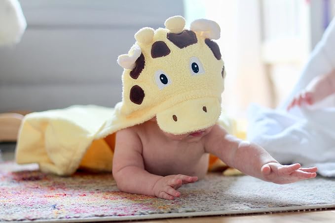 Hooded Baby Towel for Kids 2-8 | Large 100% Cotton Baby Towel for Girls or Boys | Unisex Cute Giraffe Bath Towels for Babies and Toddlers in Yellow