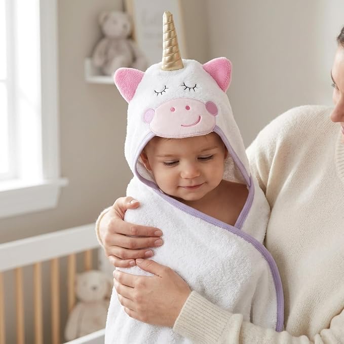 EVERYDAY KIDS Hooded Baby Toddler Bath Towel for Girls - 3D White Unicorn Towel with Horn; Soft and Absorbent Terry Cloth Hooded Towel for Young Kids; Baby Girl Bath Essential