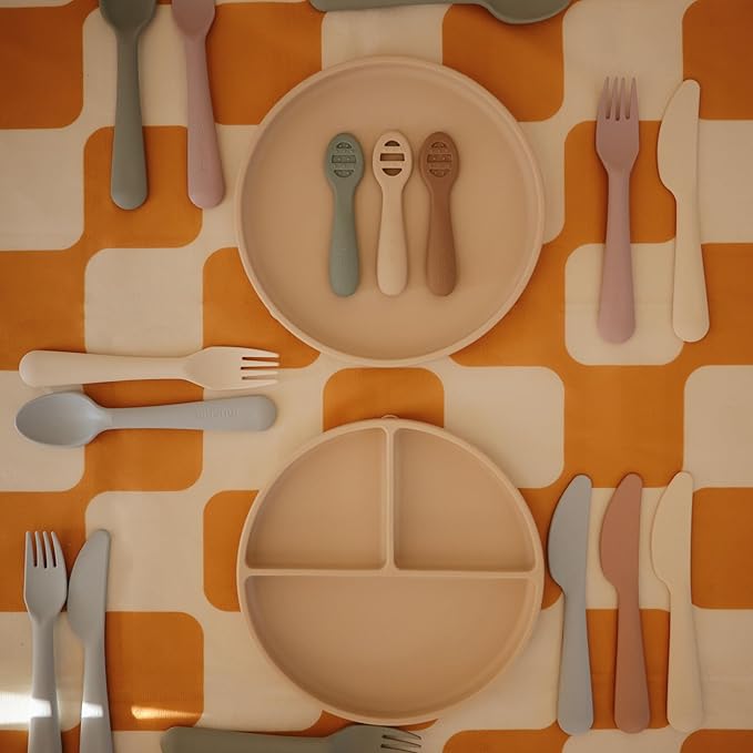 mushie Classic Silicone Suction Plate | BPA-Free Non-Slip Design (Shifting Sand)