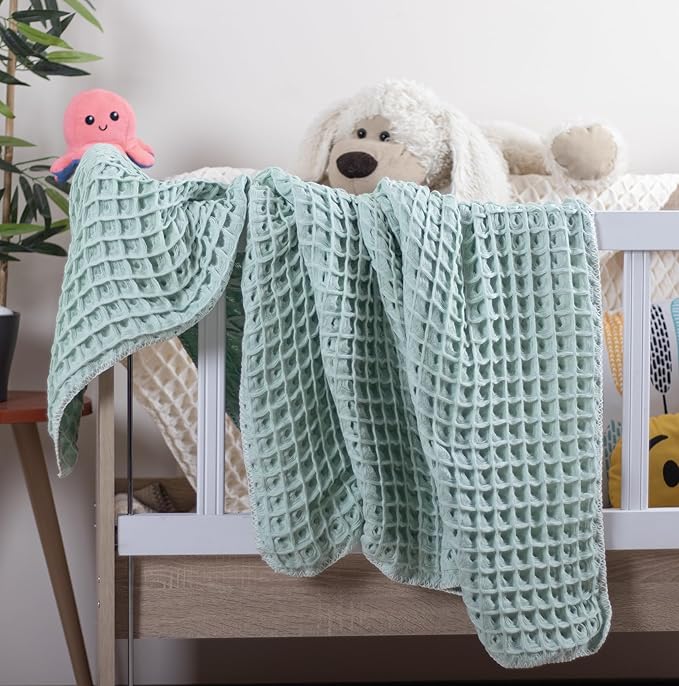 100% Cotton Waffle Weave Baby&Kids Blanket, Deep Textured, Thermal, Breathable, Three Dimensional, Ultra Soft, All Seasons, Unisex, Luxury, Swaddling Blanket (Green)
