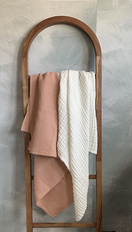 Leyl&Ari Waffle Baby Blanket, 100% Organic Cotton Soft Thin Honeycomb Breathable Summer Thermal for Infant, Newborn, Toddler Crib, Gender Neutral Essential Accessories and Gift, Dusty Rose/White