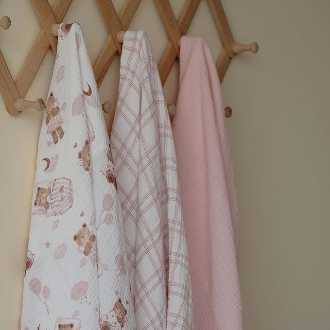 GLLQUEN BABY Muslin Swaddle Blankets,3-Pack Receiving Blankets for Newborn Boys and Girls,Baby Swaddle Blanket Unisex,Little Bear,Baby Essentials, Registry & Gift, 40 x 38 inches
