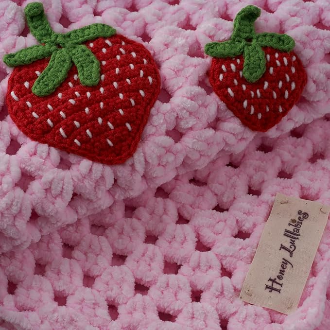 Handmade Baby Blanket with Crochet Strawberry Design ??Warm, Soft and Playful Gift for Babies, Perfect for Crib, Stroller, Everyday Comfort and Baby Shower