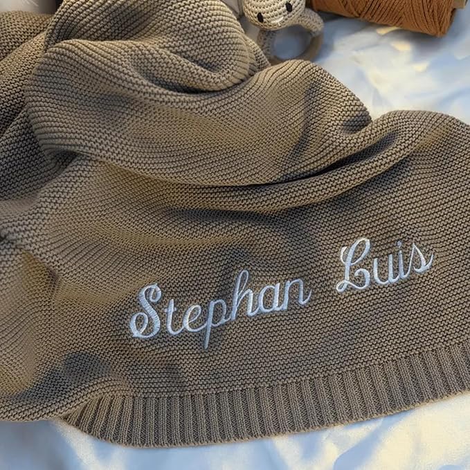 Luxury Personalized Name Knitted Baby Blanket -Embroidered, Soft Breathable Cotton Knit for Newborns - Valentine's Gift for New Moms, Baby Boy, Girl Birthday Christmas.