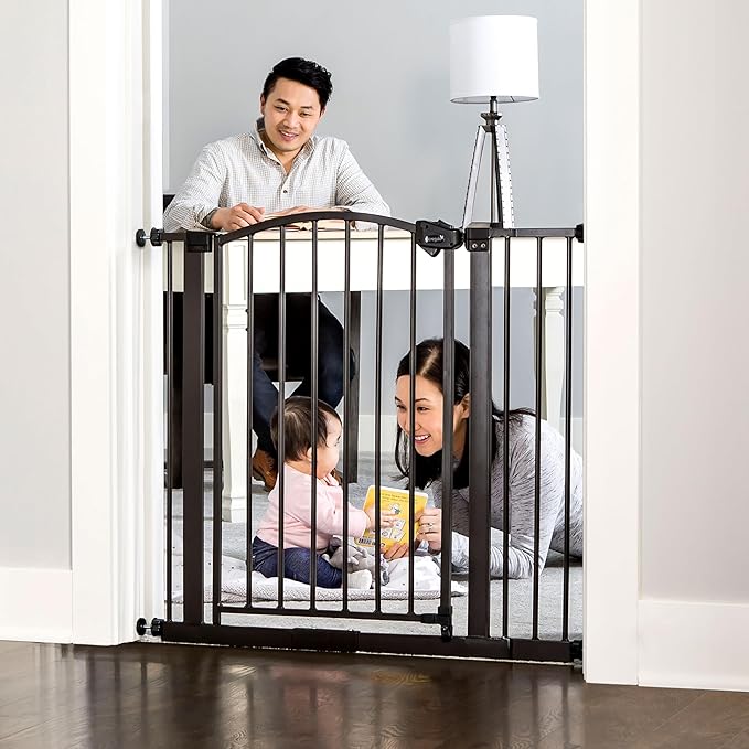 Regalo Safety 30-35??Extra Wide Baby Gate for Doorways & Bottom of Stairs, Pressure Mounted Walk-Through Gate for Babies, Toddlers & Pets, Bronze