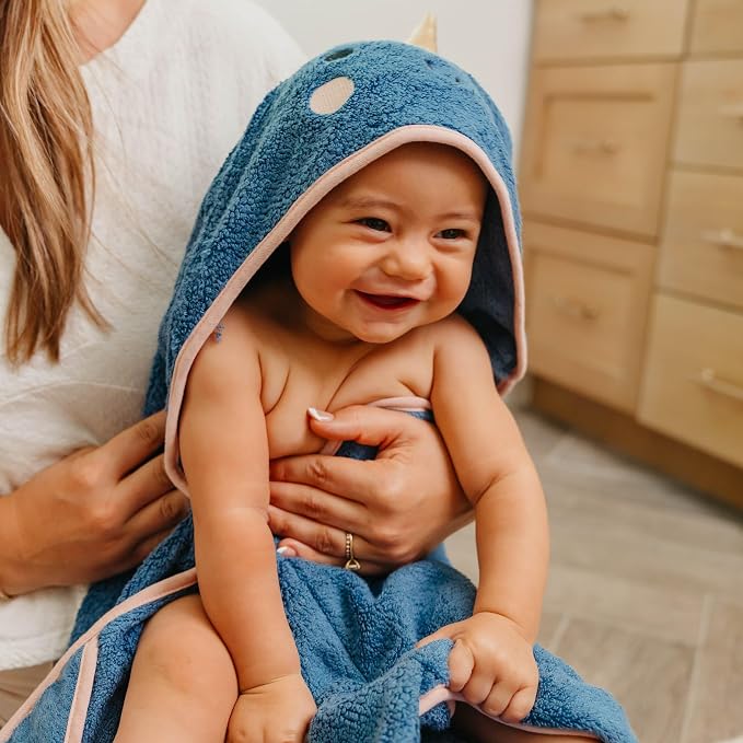 Copper Pearl Nori Character Hooded Towel