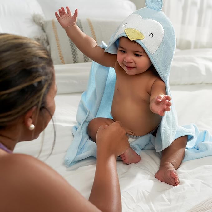 Gerber Baby 4 Piece Animal Character Hooded Towel and Washcloth Set, Blue Penguin, One Size