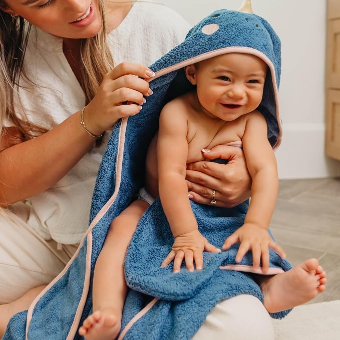 Copper Pearl Nori Character Hooded Towel