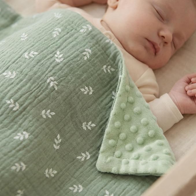 GLLQUEN BABY Blankets for Boys Girls, Soft Muslin Cotton Front Dotted Fleece Backing, Nursery Minky Crib Blanket for Infant Toddler, 30 x 40 inches Throw Blanket, Woodland Animals