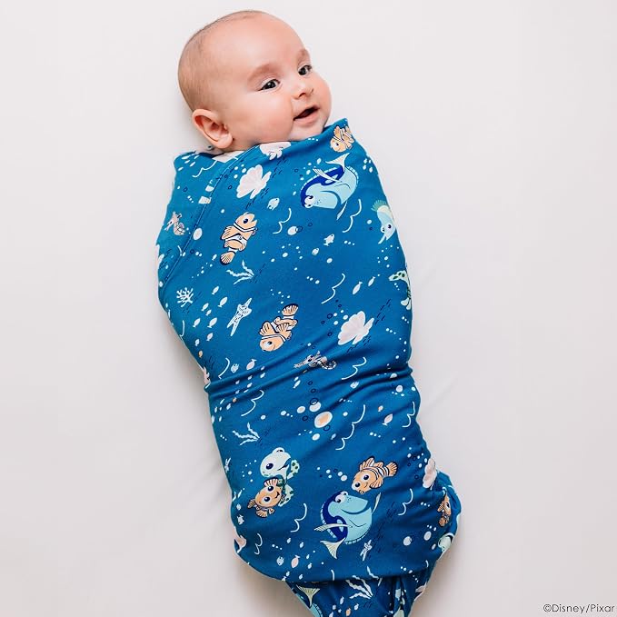 Milk Snob Disney Pixar Infant Boy/Girl Swaddle Blanket, Soft Receiving, Security and Play, Perfect for Summer, Toddler Infant Newborn Bedding, Baby Shower, Baby Registry Gift (Finding Nemo)