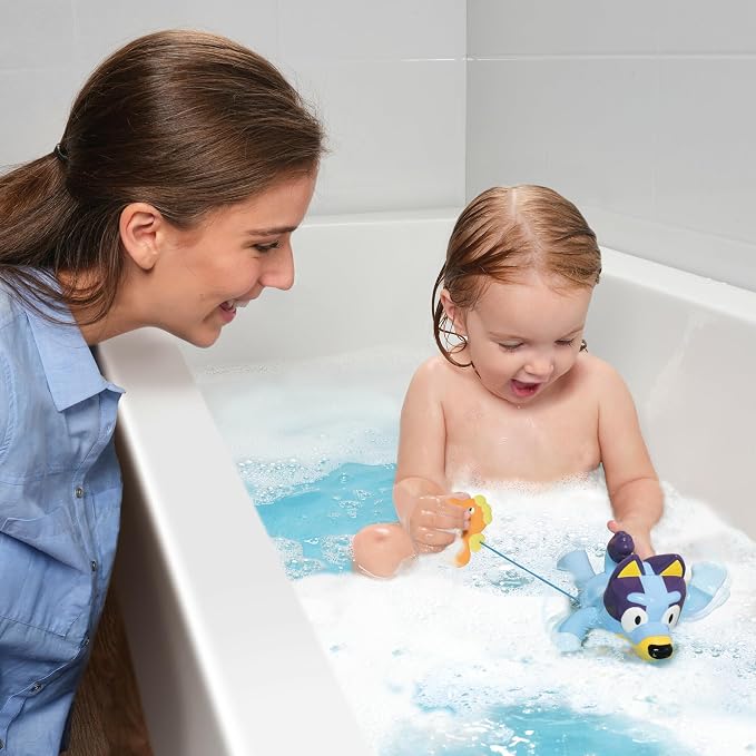 TOMY Toomies Swimming Bluey Bath Toy with Seahorse - Bluey Toys for Toddlers - Toddler Water Toys for Tub or Pool That Swims on Back or Front - Ages 18 Months and Up